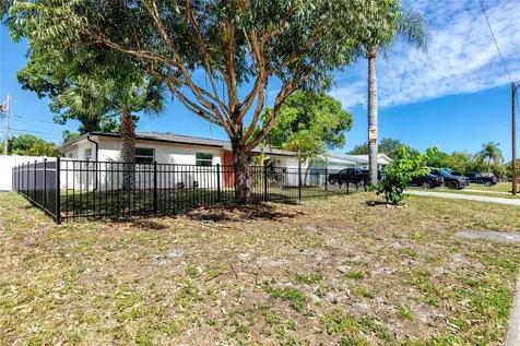 6482 20th Street N St Petersburg FL 33702
