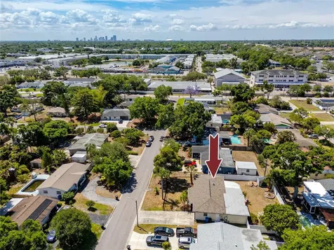 6482 20th Street N St Petersburg FL 33702