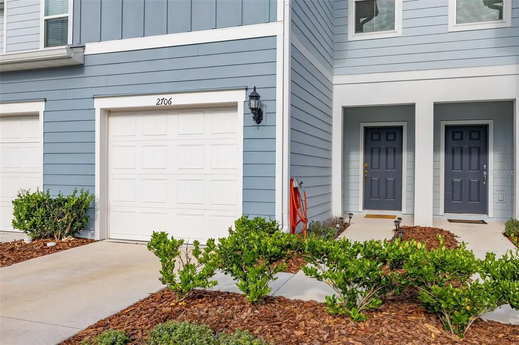 2706 Fetching Trail Davenport FL 33896