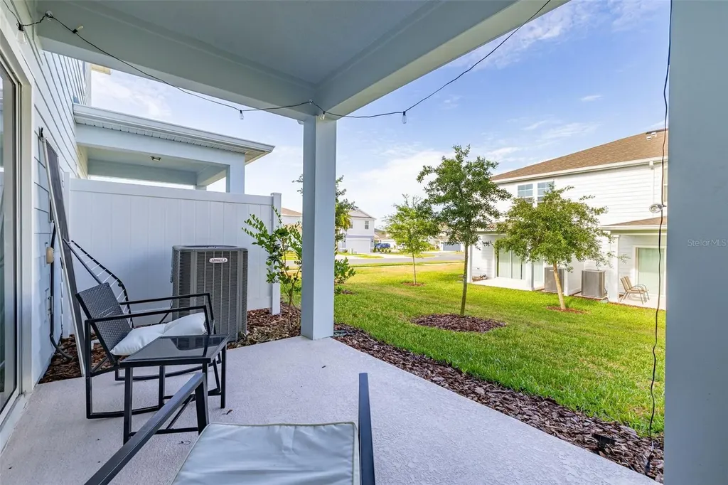 2706 Fetching Trail Davenport FL 33896