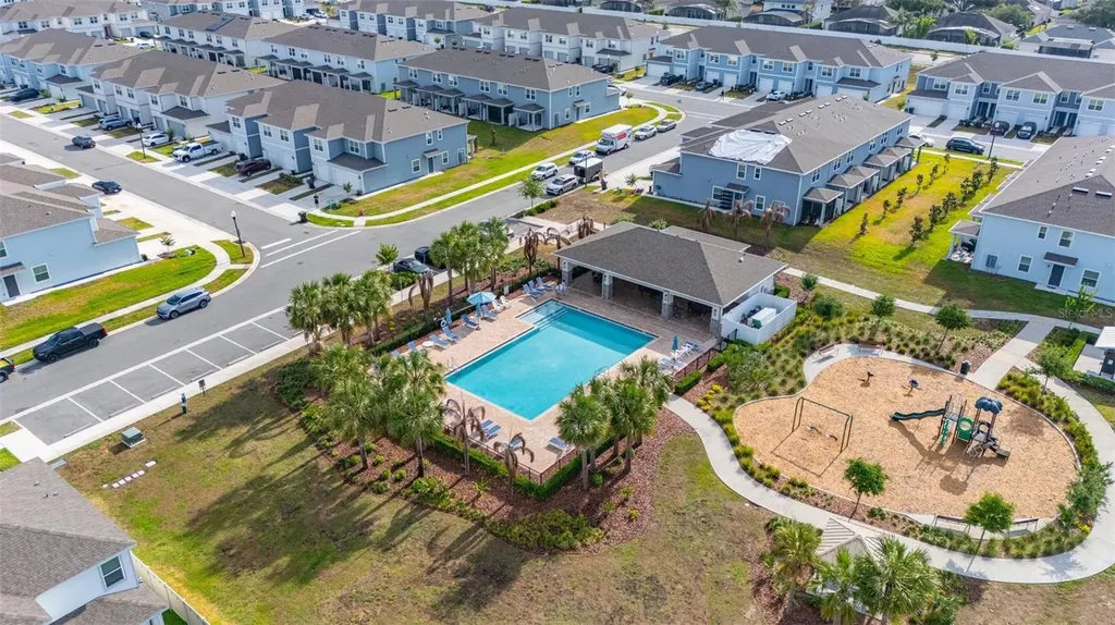 2706 Fetching Trail Davenport FL 33896