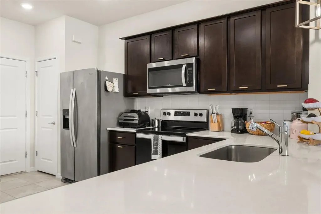 2706 Fetching Trail Davenport FL 33896