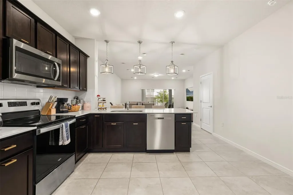 2706 Fetching Trail Davenport FL 33896