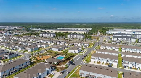 2706 Fetching Trail Davenport FL 33896