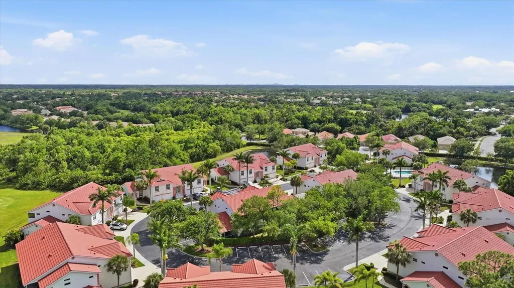 7527 Marsh Orchid Circle Bradenton FL 34203