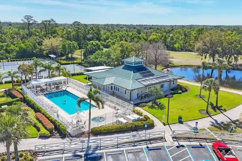 7527 Marsh Orchid Circle Bradenton FL 34203