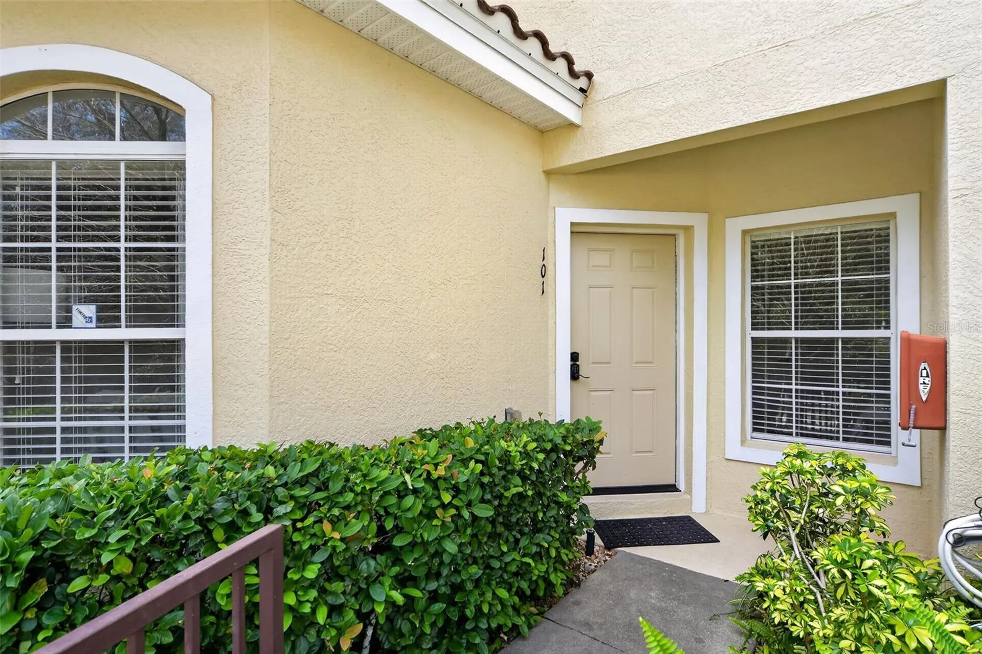 692 Seabrook Court Altamonte Springs FL 32714