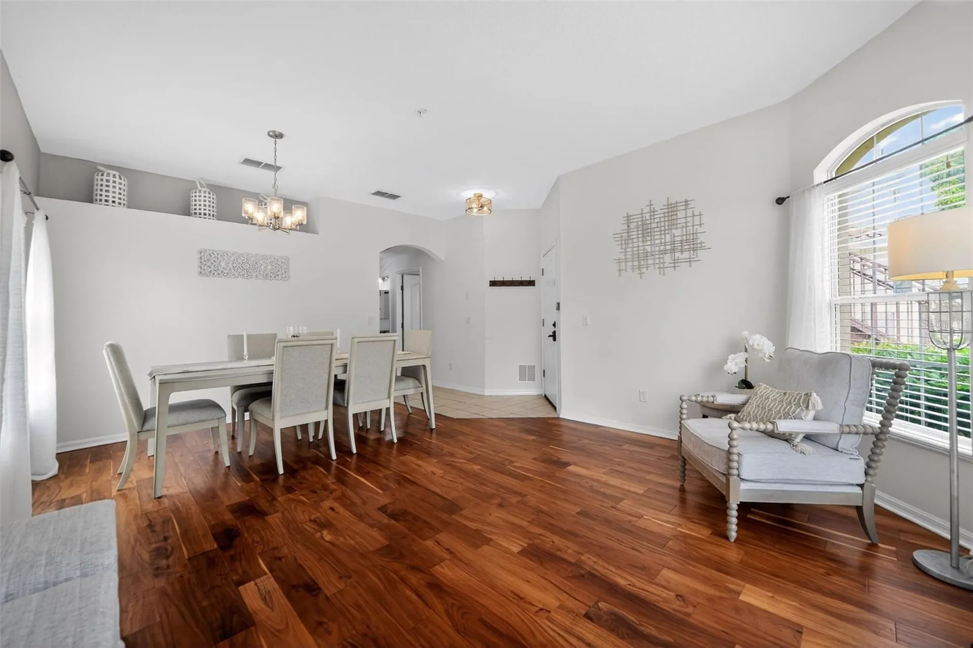 692 Seabrook Court Altamonte Springs FL 32714