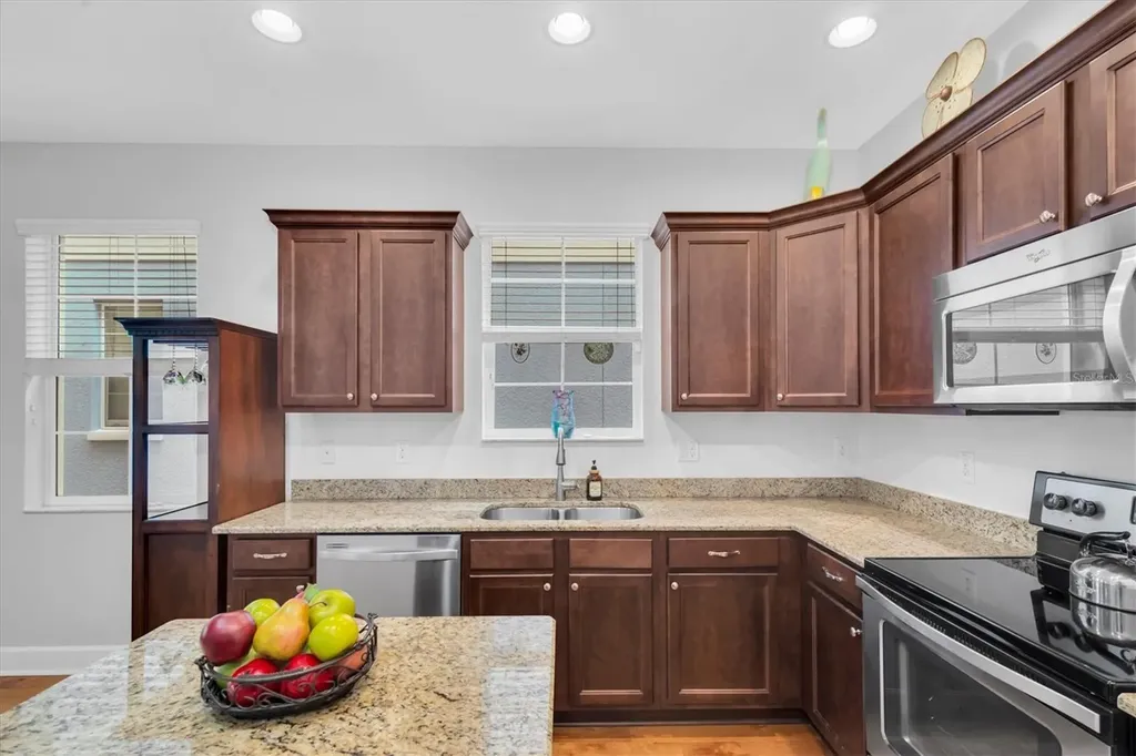 208 Cutlass Way Oldsmar FL 34677