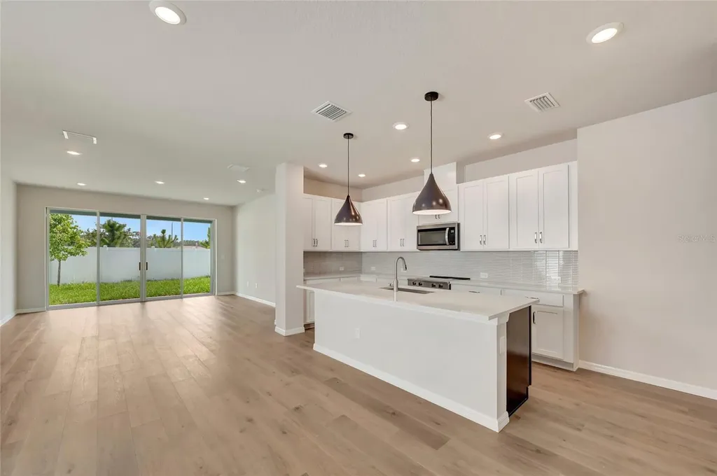 31232 Pendleton Landing Circle Wesley Chapel FL 33545