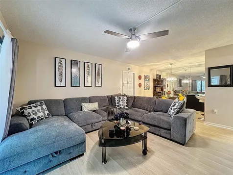 3188 Lake Pine Way S Tarpon Springs FL 34688