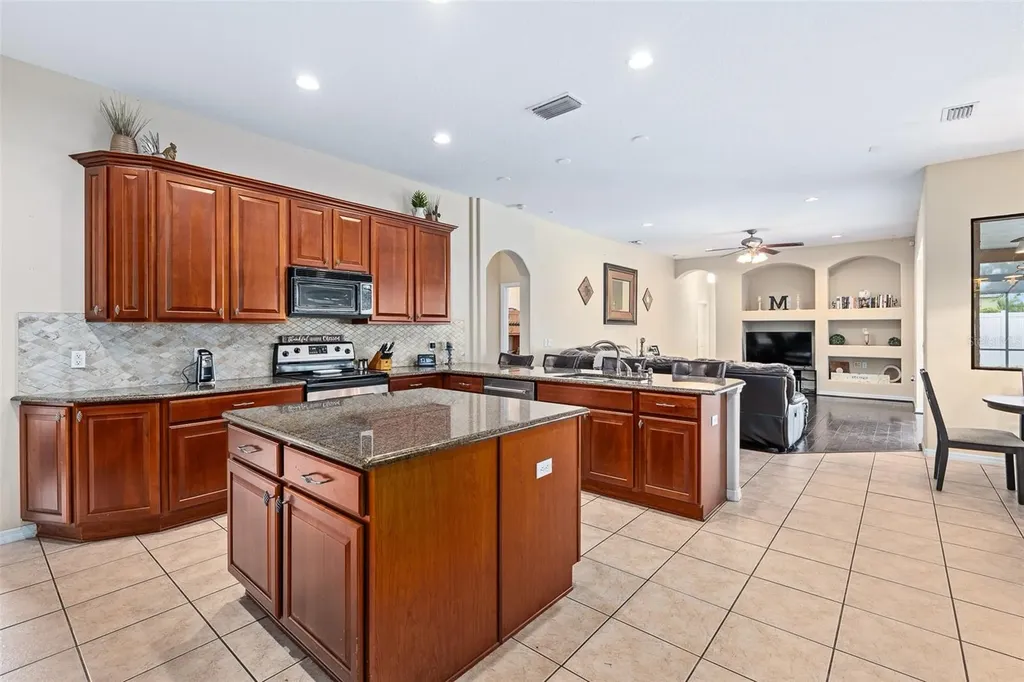 1059 Natural Oaks Drive Orange City FL 32763