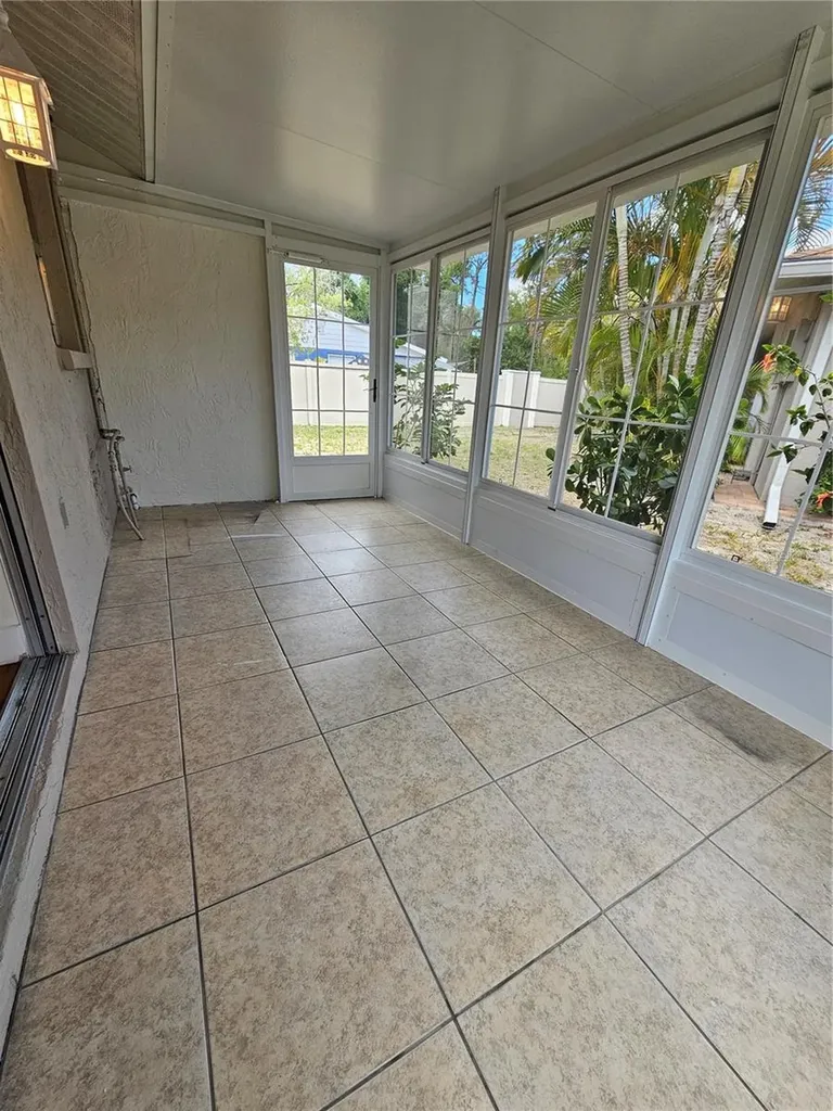 659 N Jefferson Avenue Sarasota FL 34237