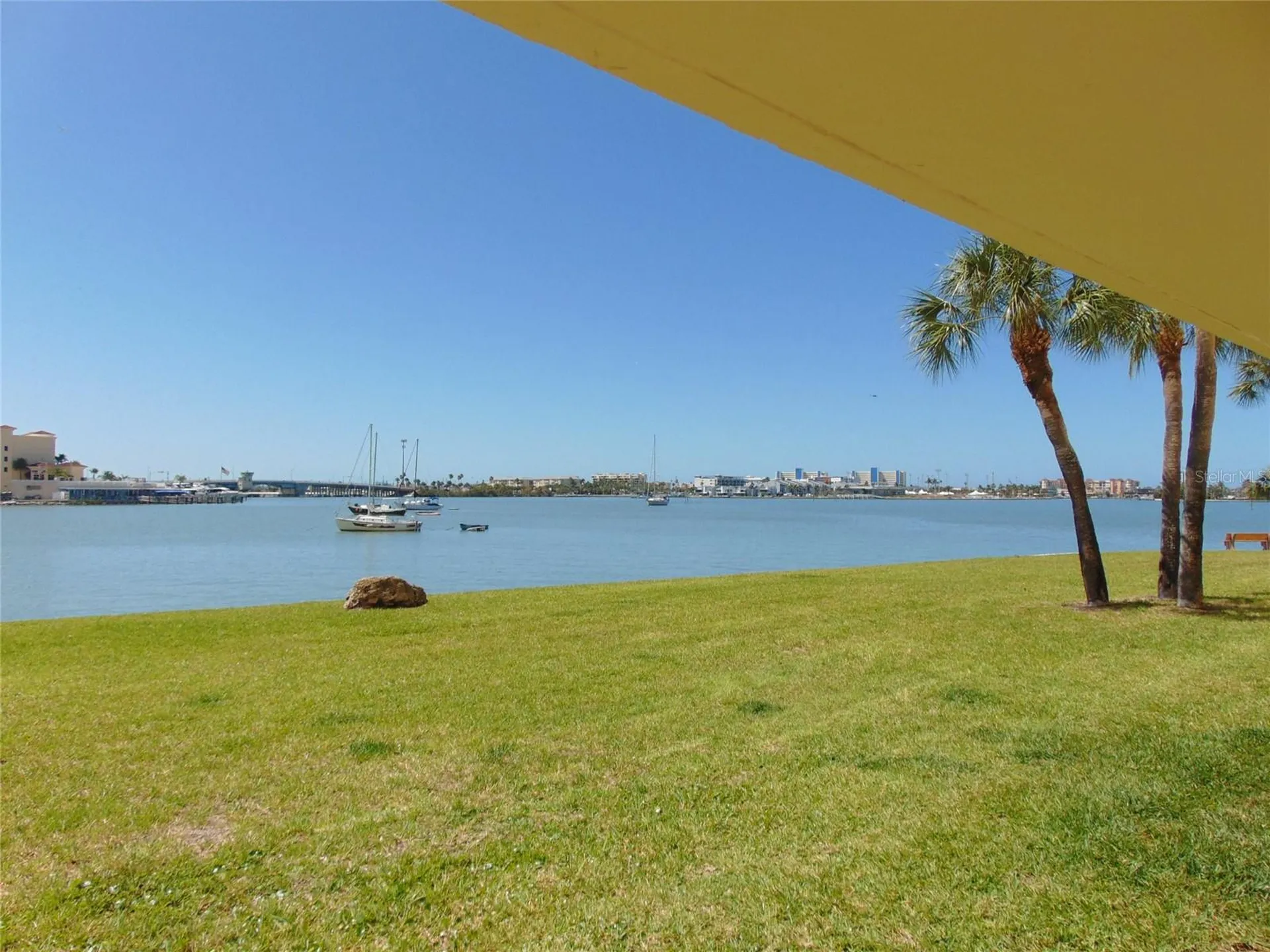 4775 Cove Cir Circle N St Petersburg FL 33708