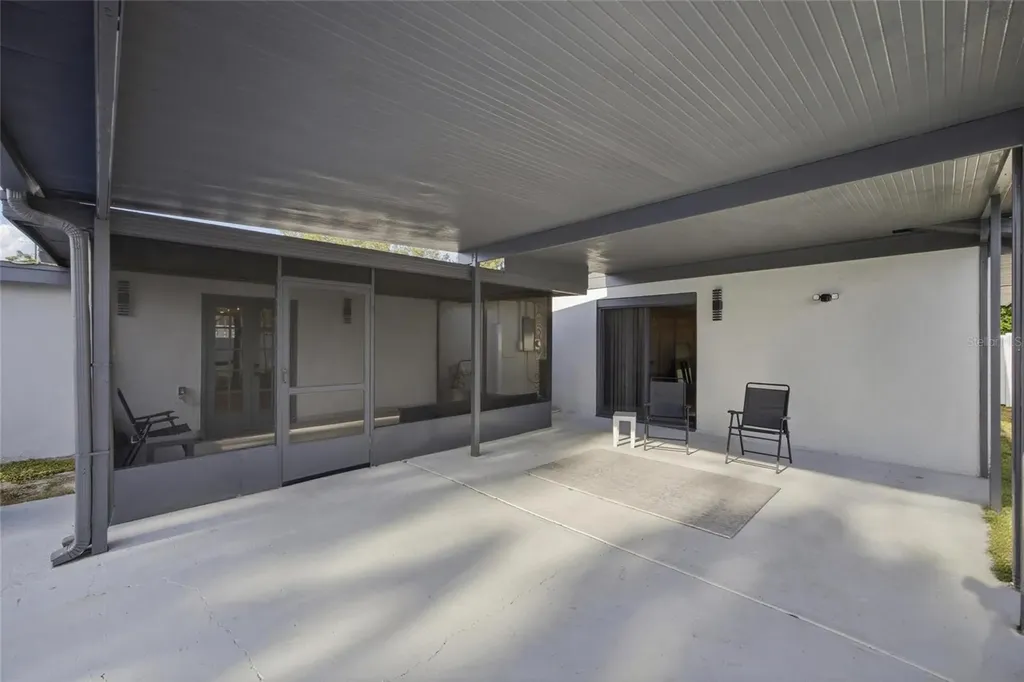 4014 W Rogers Avenue Tampa FL 33611