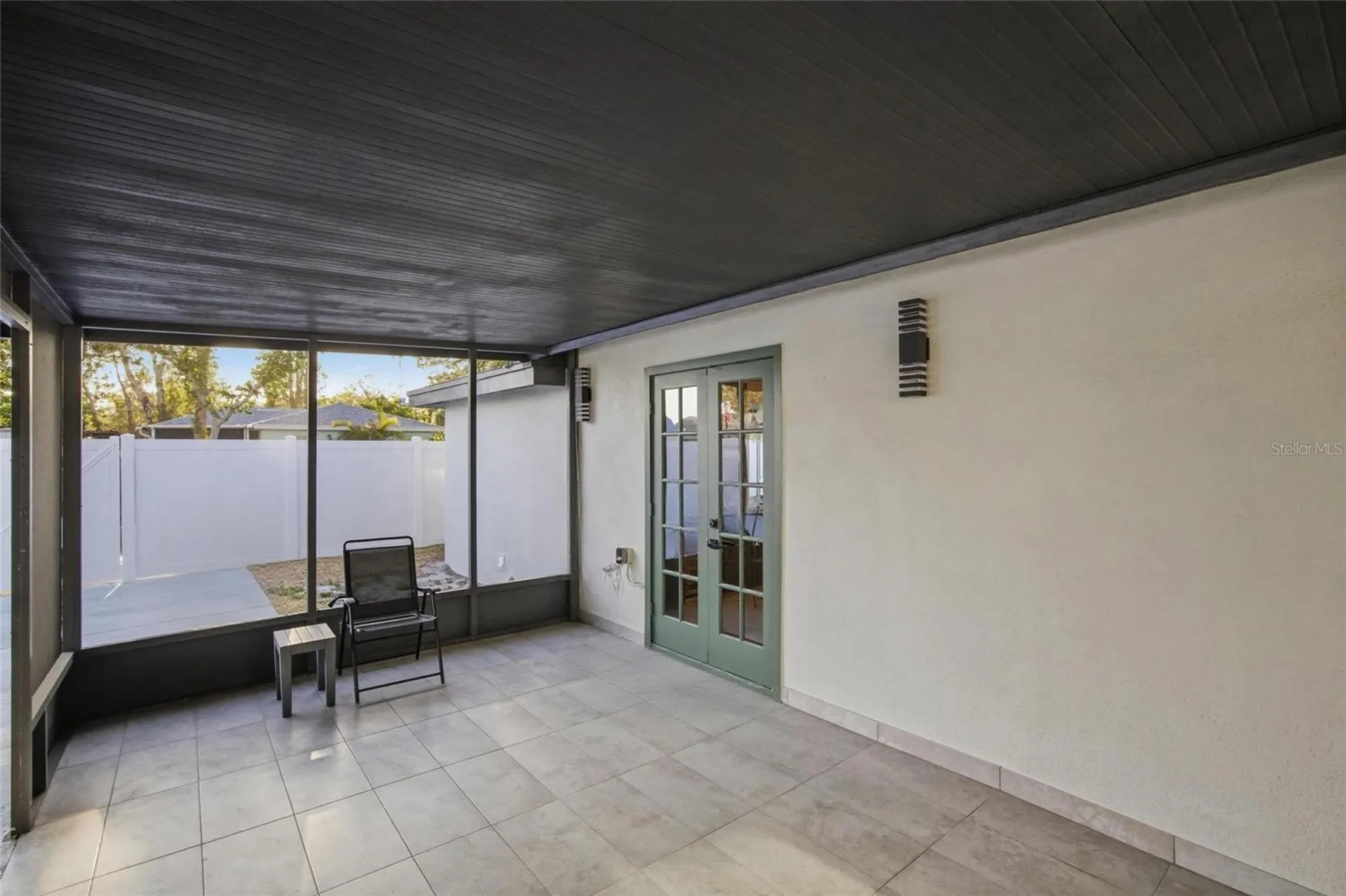 4014 W Rogers Avenue Tampa FL 33611