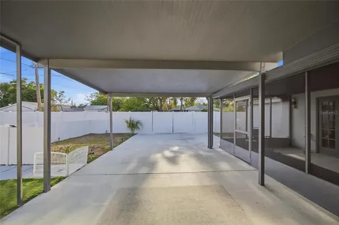 4014 W Rogers Avenue Tampa FL 33611