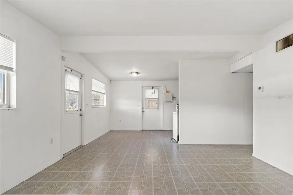 1421 14th Street E Bradenton FL 34208