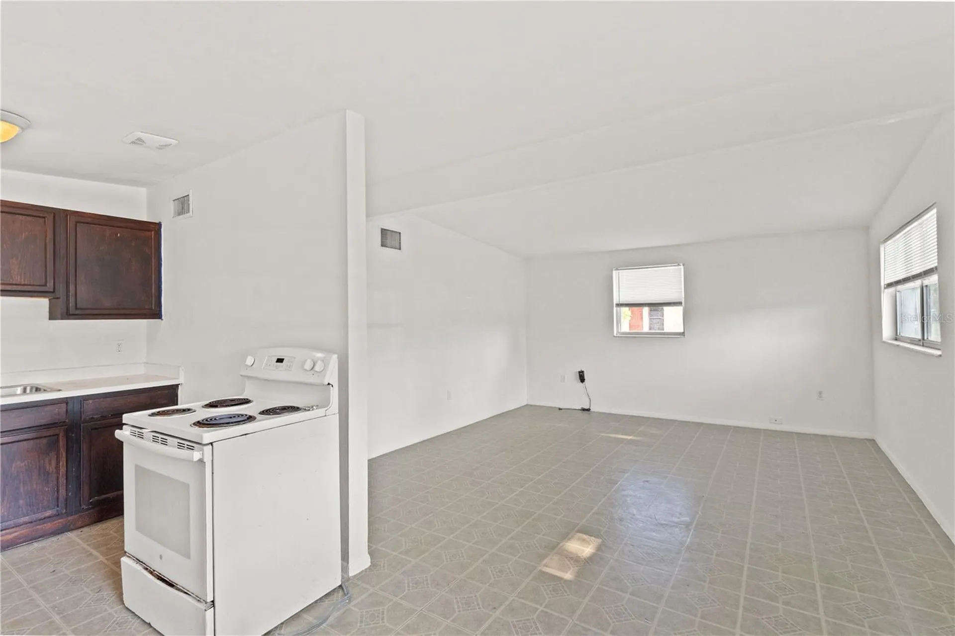 1421 14th Street E Bradenton FL 34208