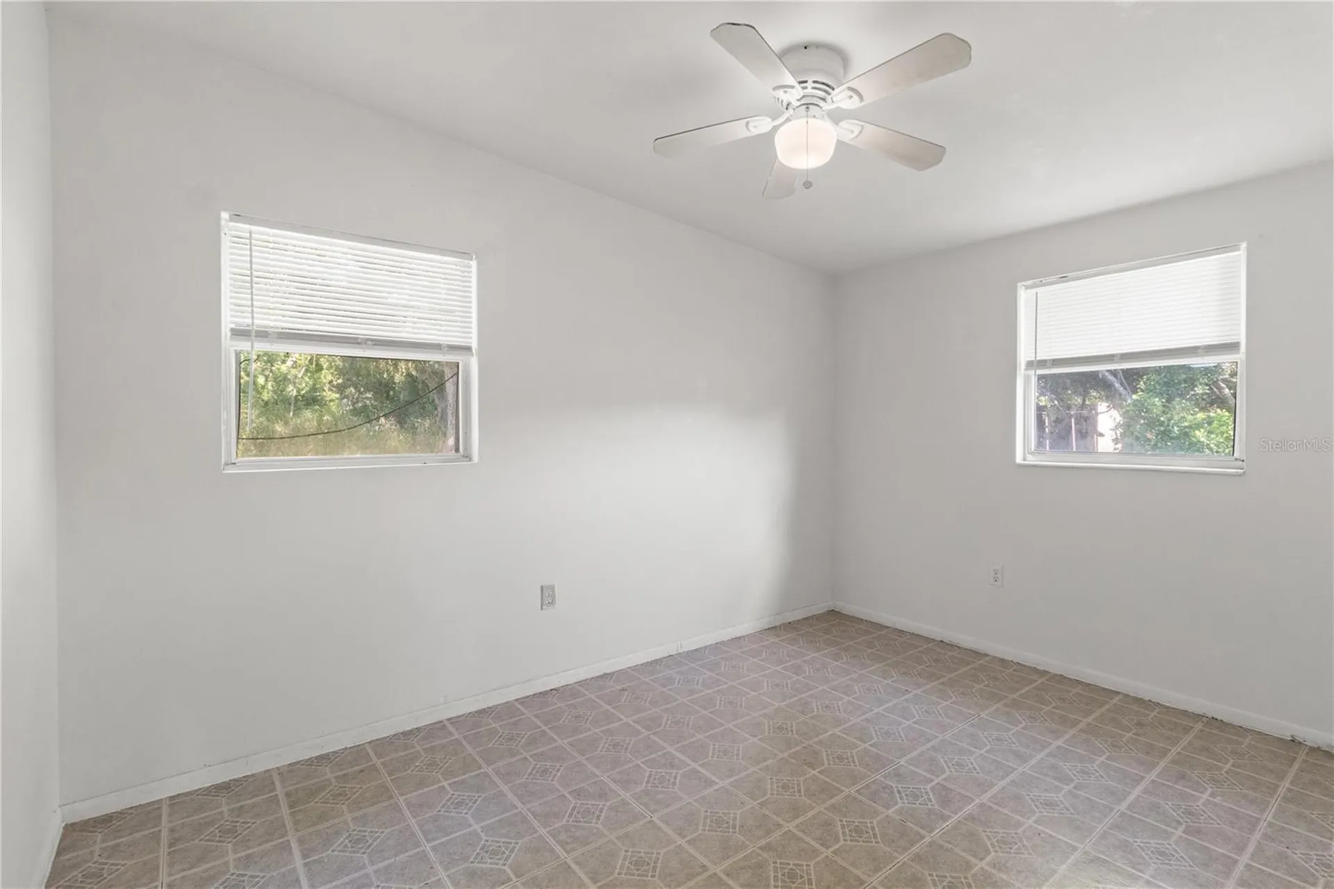 1421 14th Street E Bradenton FL 34208