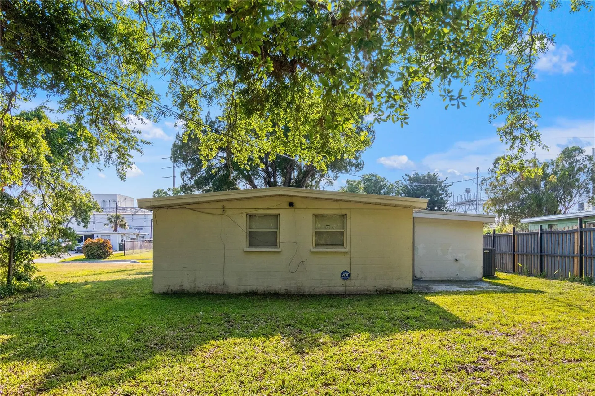 1421 14th Street E Bradenton FL 34208