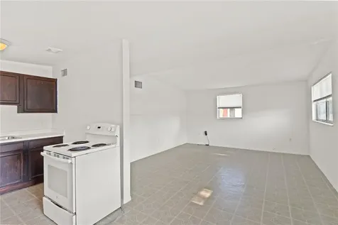 1421 14th Street E Bradenton FL 34208