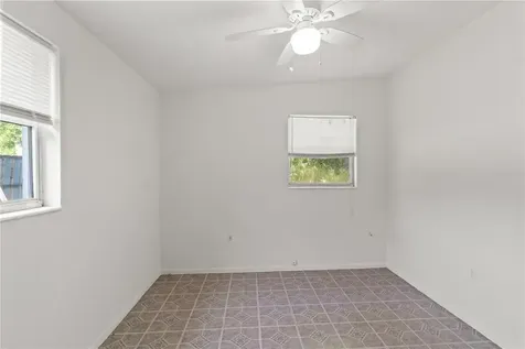 1421 14th Street E Bradenton FL 34208
