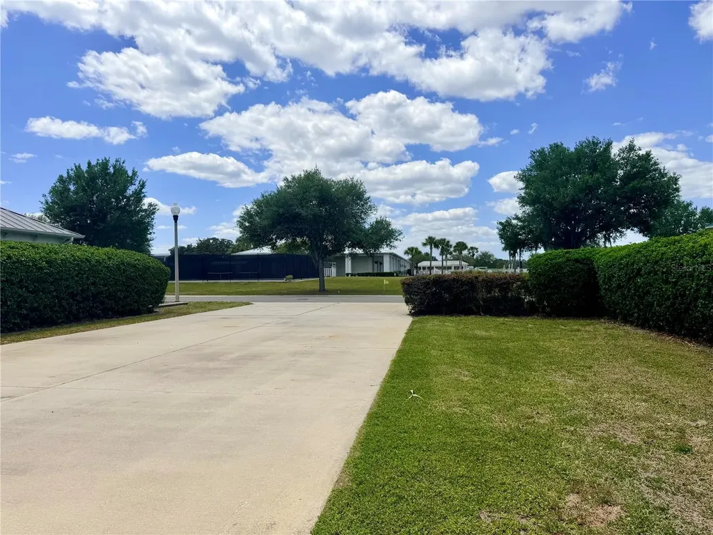 9589 SE 49th Terrace Webster FL 33597