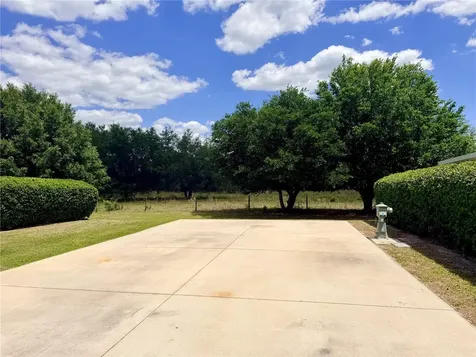 9589 SE 49th Terrace Webster FL 33597