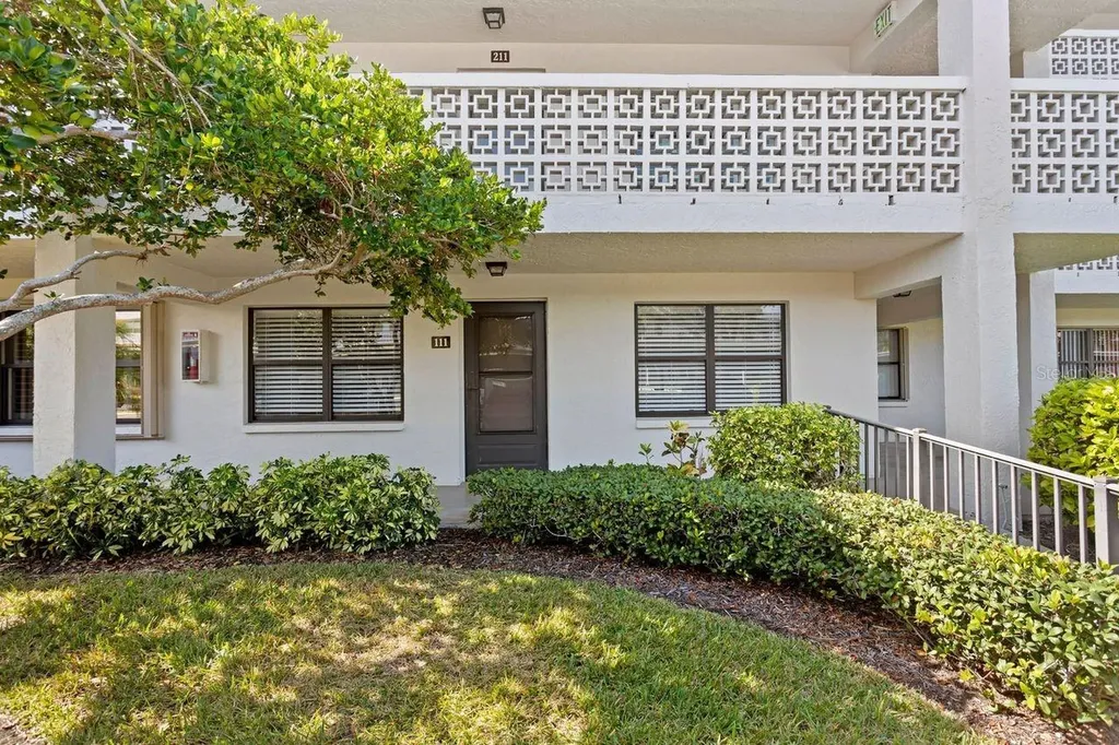 4910 Bay Street NE St Petersburg FL 33703