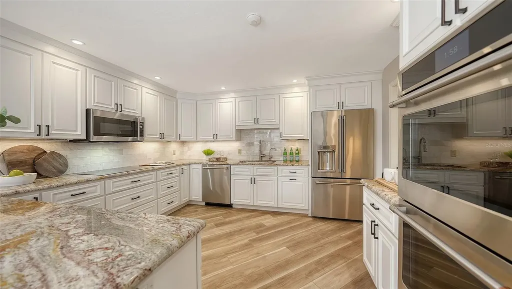 4436 Calle Serena Sarasota FL 34238