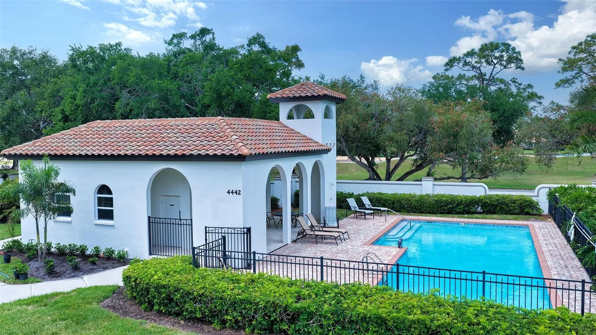 4436 Calle Serena Sarasota FL 34238
