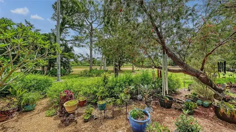 4436 Calle Serena Sarasota FL 34238