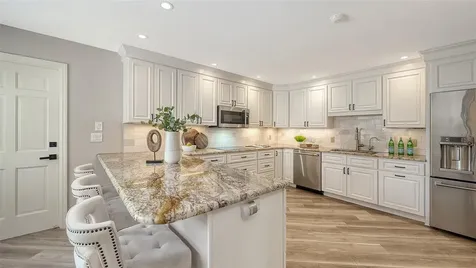 4436 Calle Serena Sarasota FL 34238