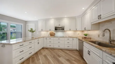 4436 Calle Serena Sarasota FL 34238