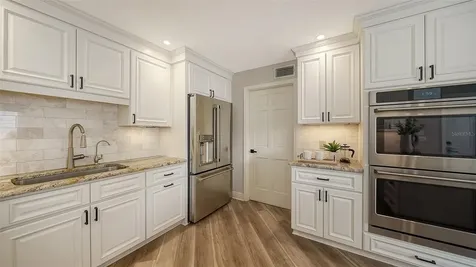 4436 Calle Serena Sarasota FL 34238