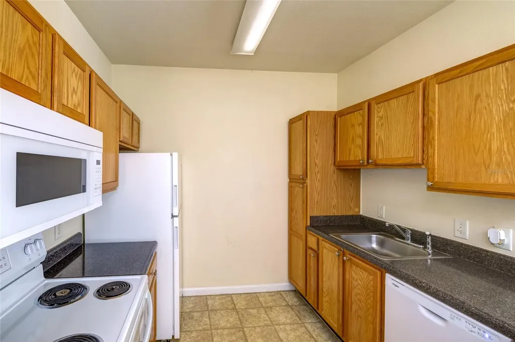 4802 51st Street W Bradenton FL 34210