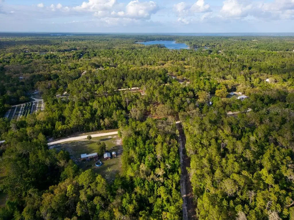 Lake Maregaret Boulevard Pomona Park FL 32181