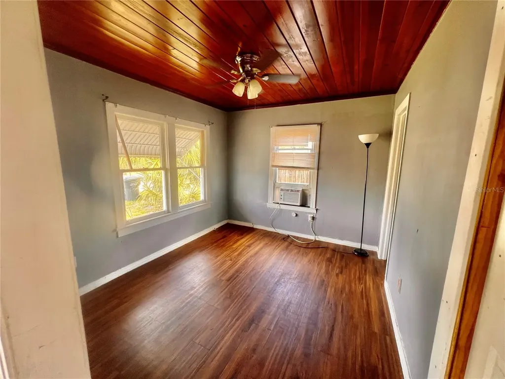 136 Arizona Avenue Lakeland FL 33801