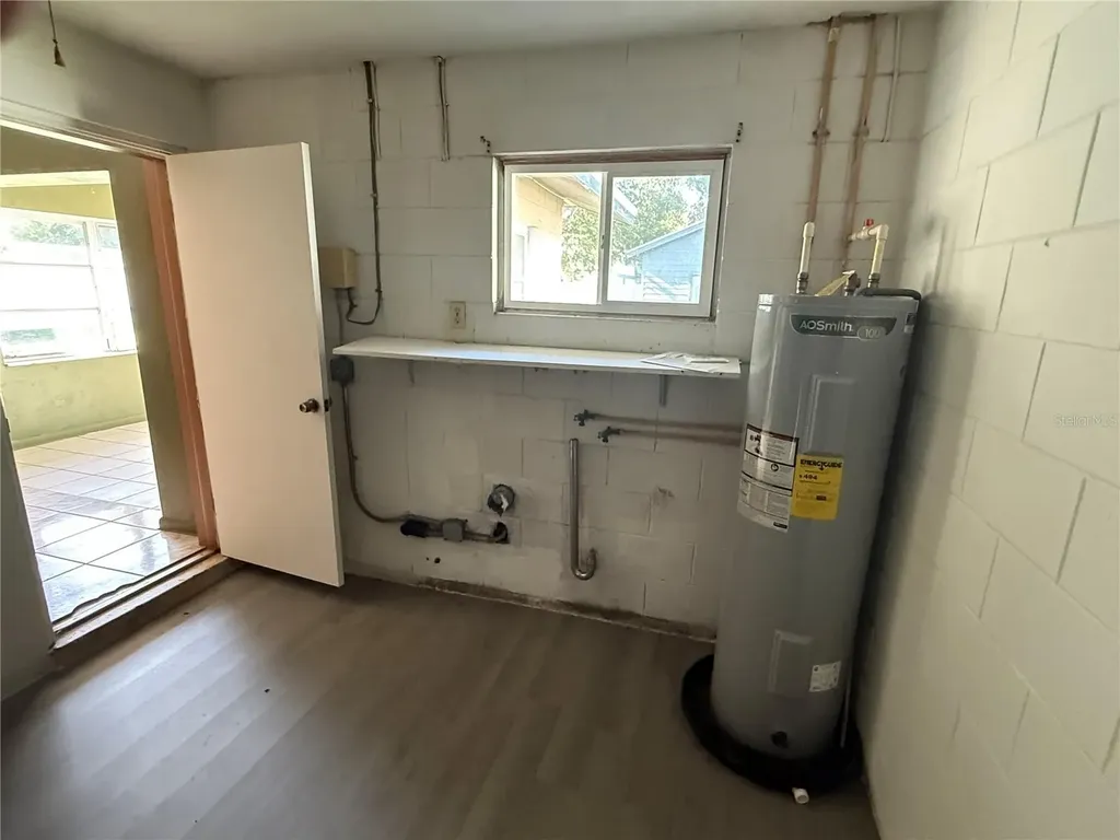 3802 E Esther Street Orlando FL 32812