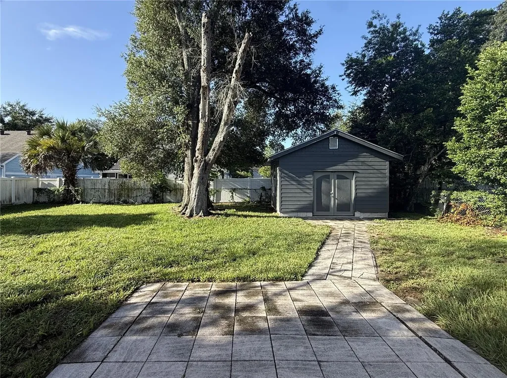 3802 E Esther Street Orlando FL 32812