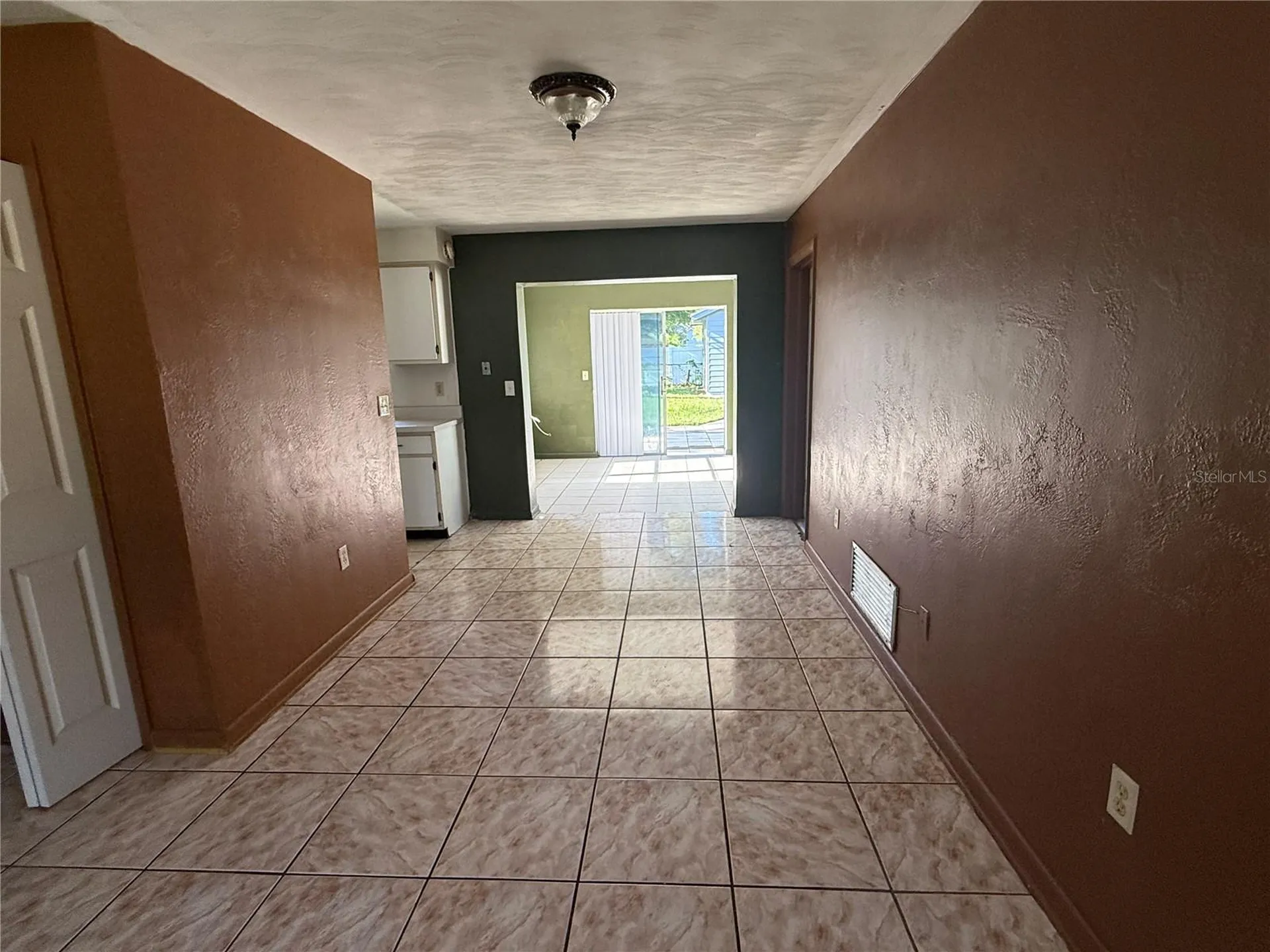 3802 E Esther Street Orlando FL 32812