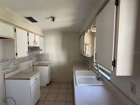 3802 E Esther Street Orlando FL 32812