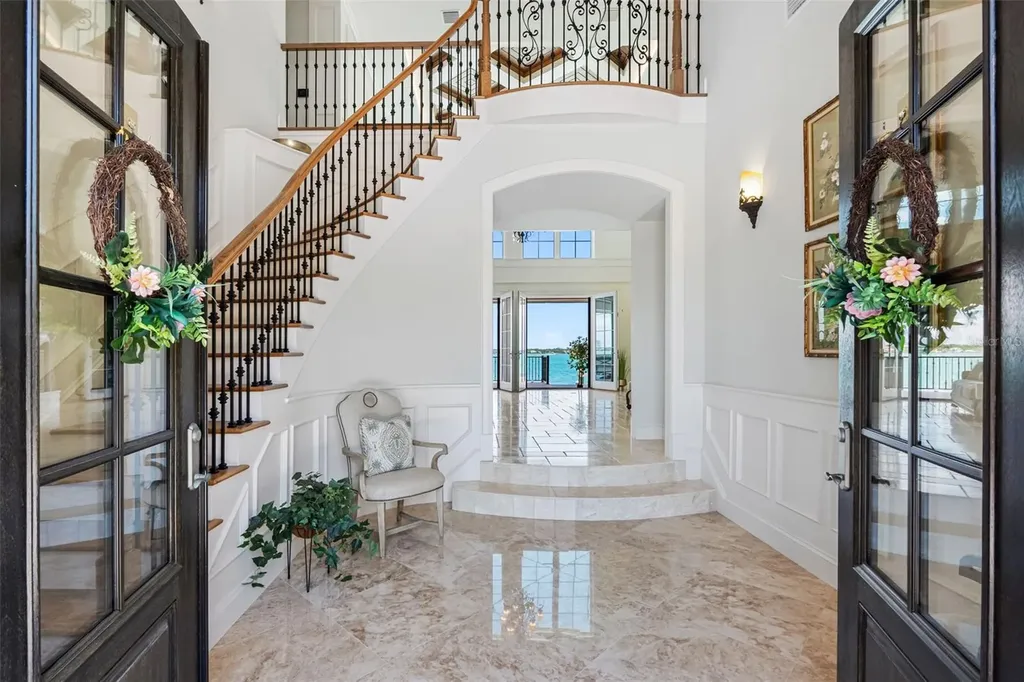 487 Meadow Lark Drive Sarasota FL 34236