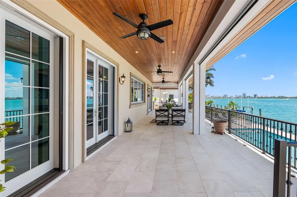 487 Meadow Lark Drive Sarasota FL 34236