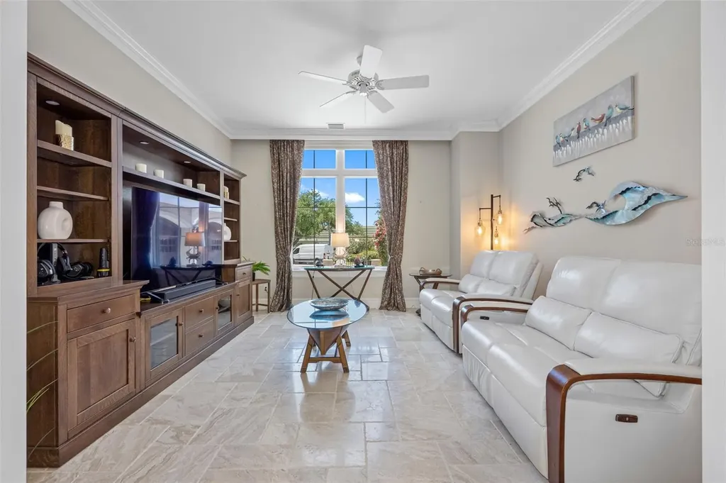 487 Meadow Lark Drive Sarasota FL 34236