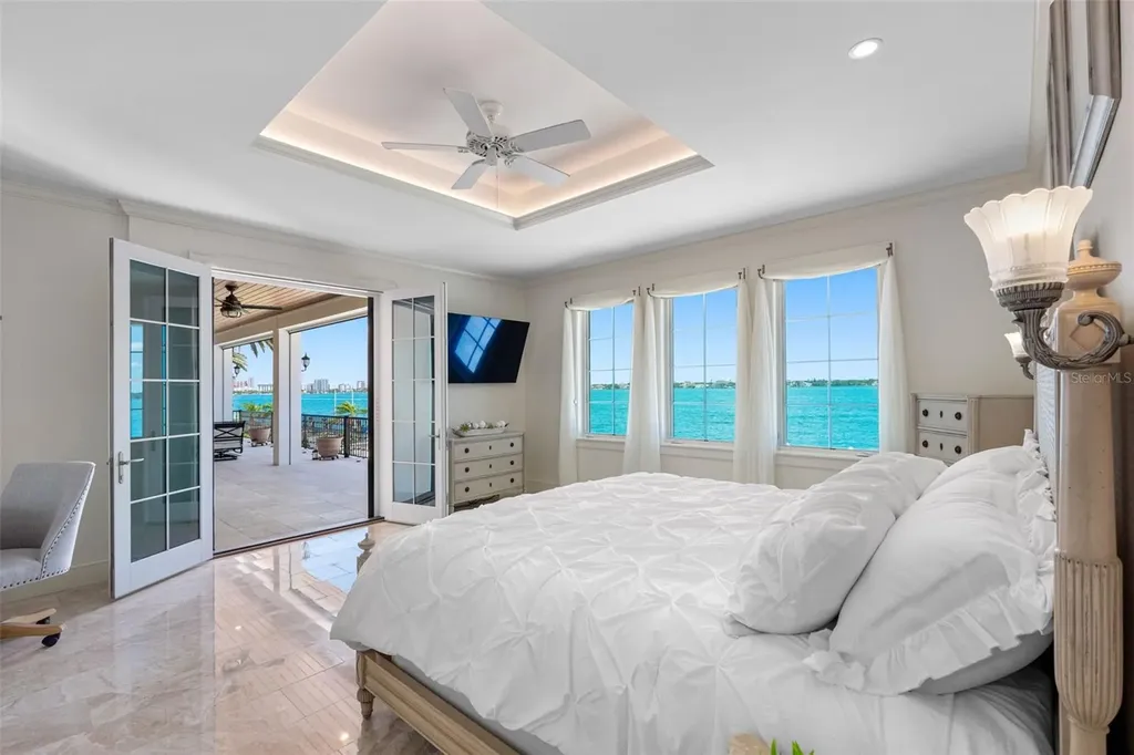 487 Meadow Lark Drive Sarasota FL 34236