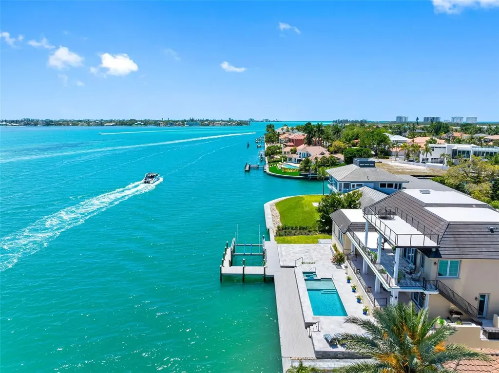 487 Meadow Lark Drive Sarasota FL 34236