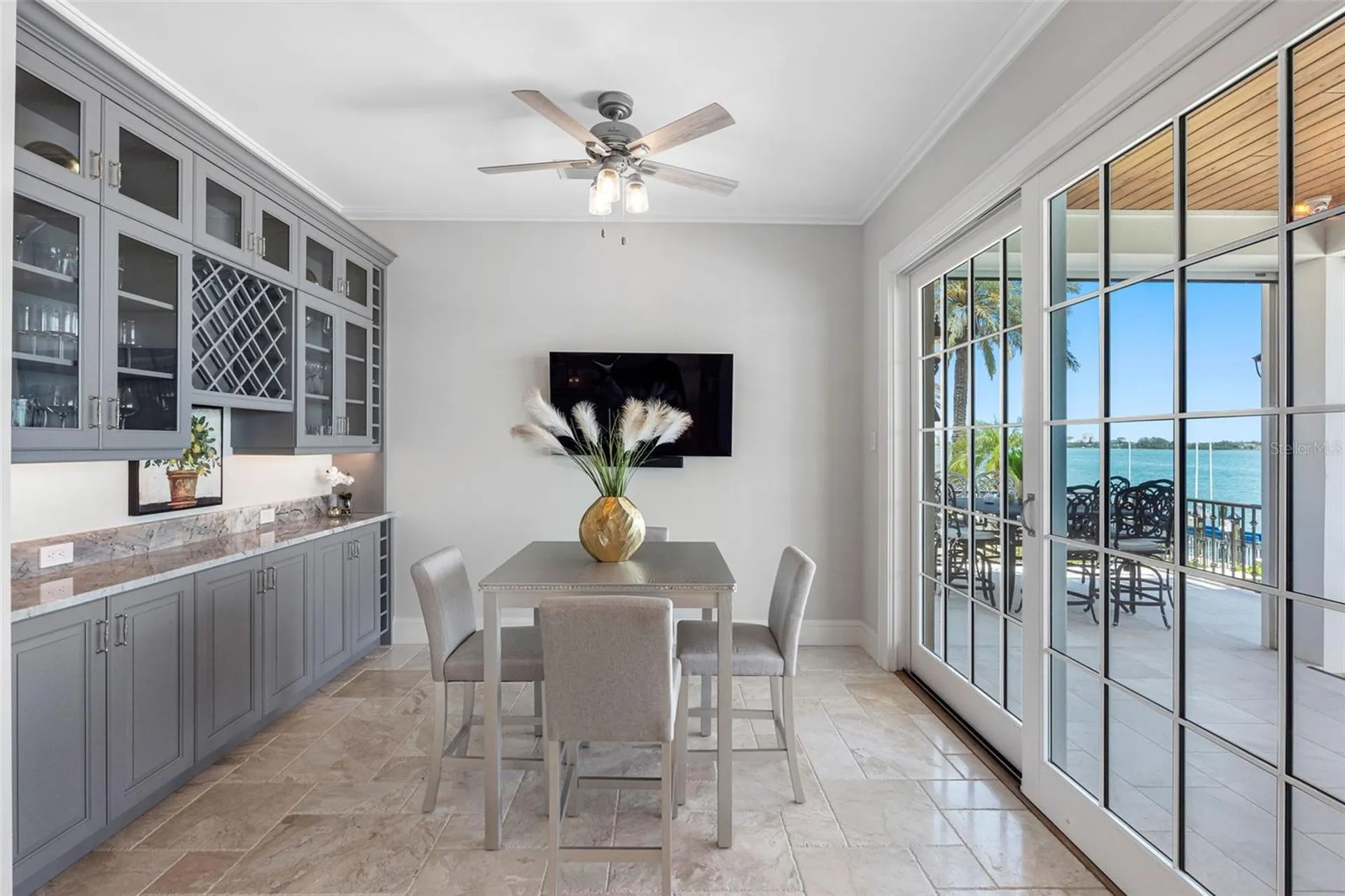 487 Meadow Lark Drive Sarasota FL 34236