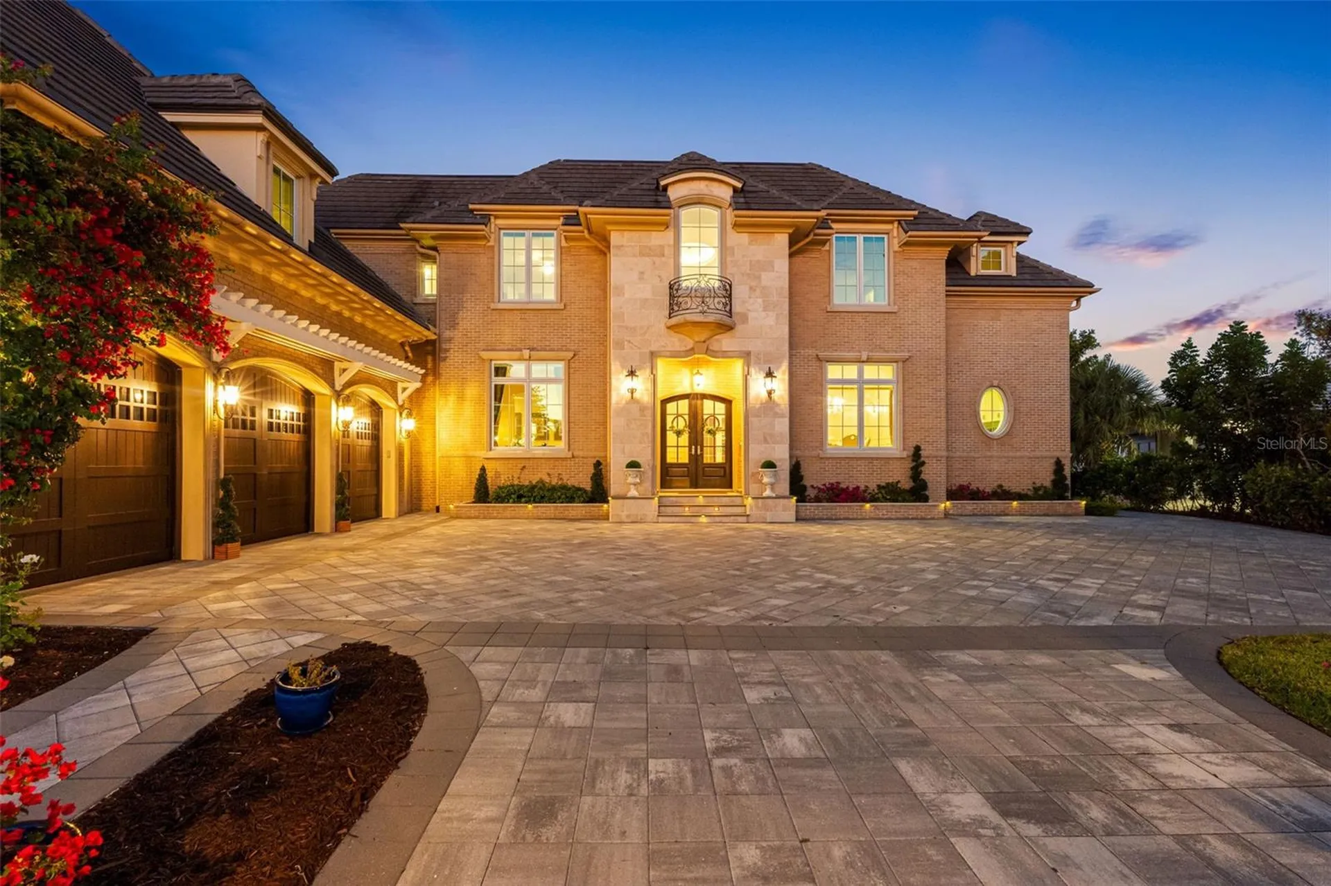 487 Meadow Lark Drive Sarasota FL 34236